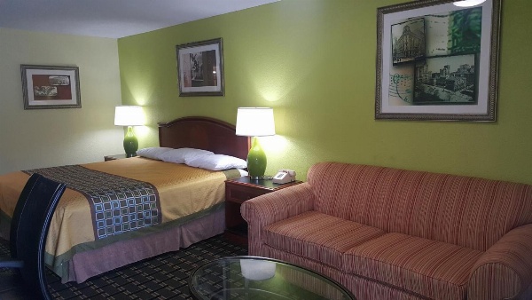 American Inn Columbia image 11